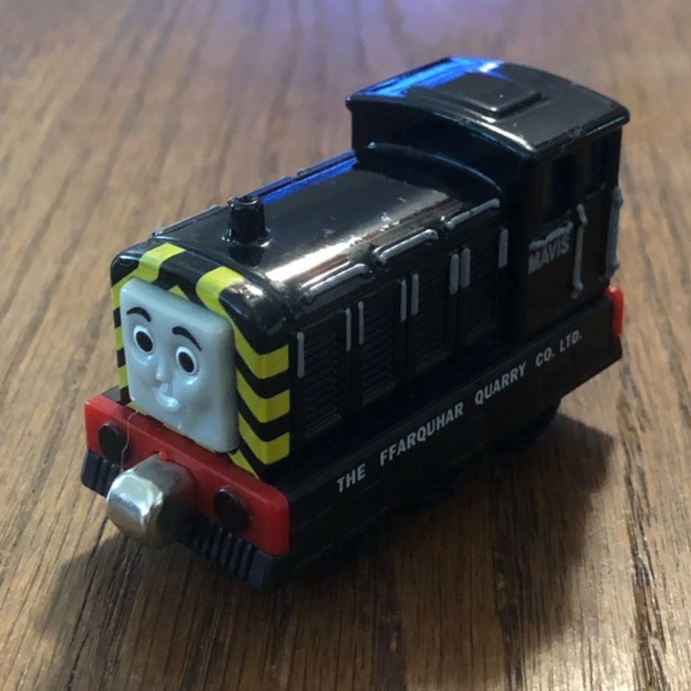 Thomas the Train Mavis Diecast Metal Tank Engine Friends Take Play 2003.